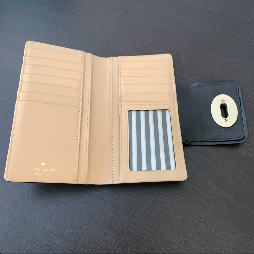 Kate Spade Wallet - Picture 5 of 5